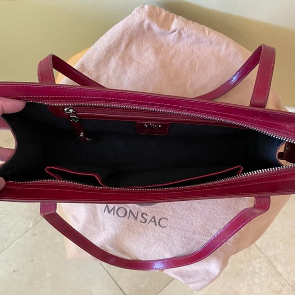 Scarlet Monsac leather handbag with matching scarl - Picture 3 of 8